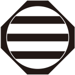 隅切り鉄砲に三つ引き紋