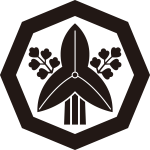 隅立て八角に立ち沢瀉紋