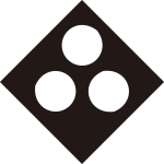 隅立て角に地抜き三つ星紋