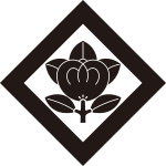 隅立て角に橘紋