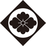 鉄砲角に花菱紋